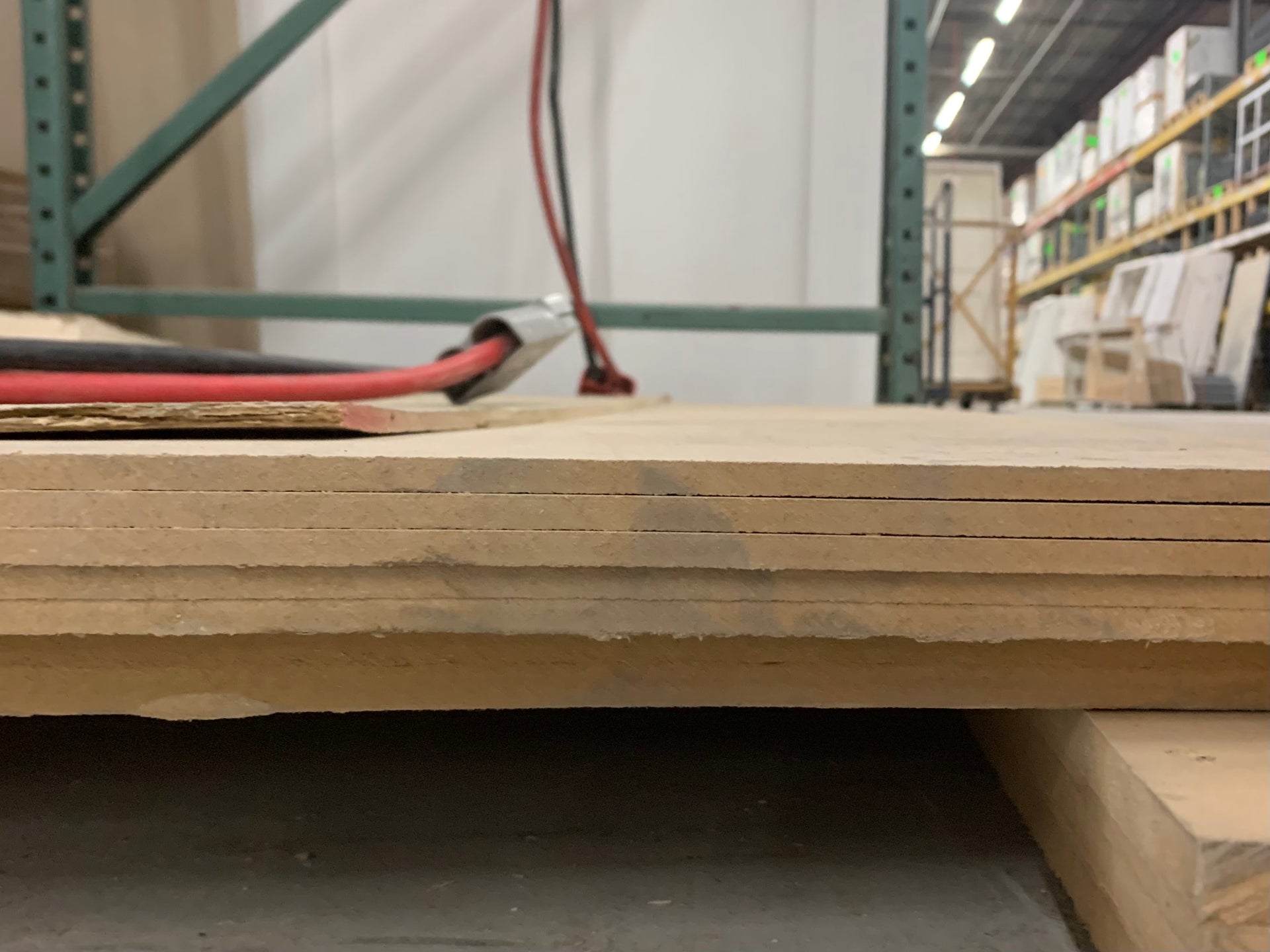 1/4"x4'x8' (MDF, POP. OAK)