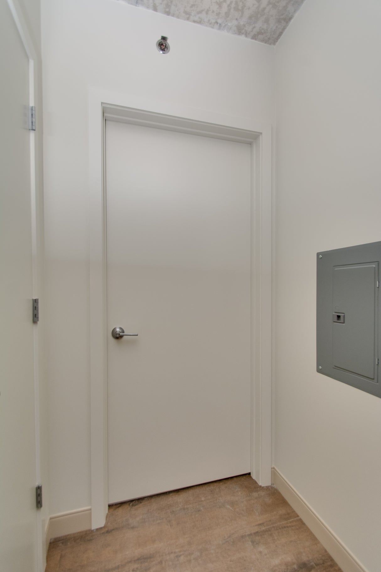 Flush Prehung