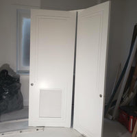 aperta-carved-door