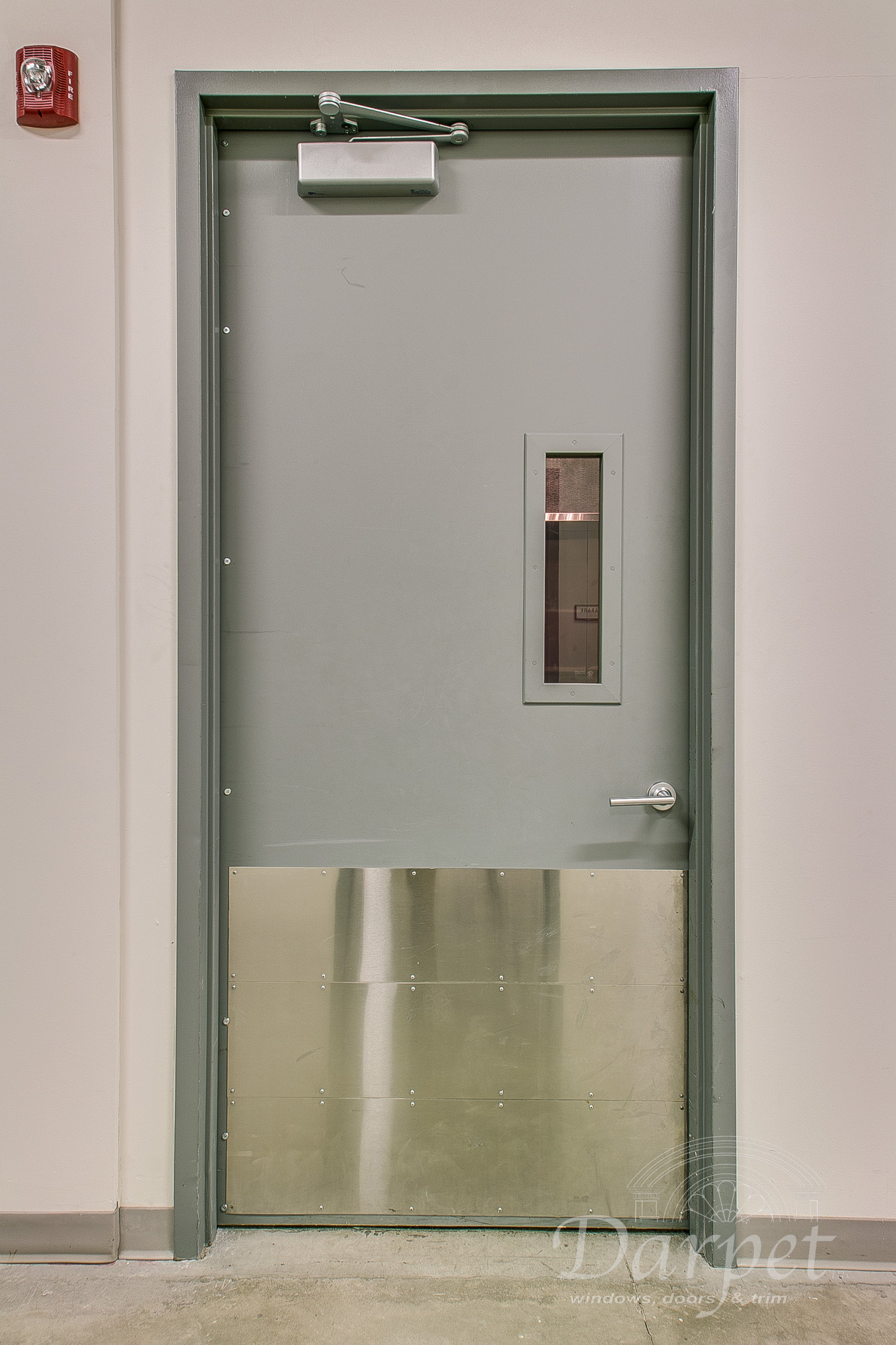 Hollow Metal Door with Narrow Vision Lite